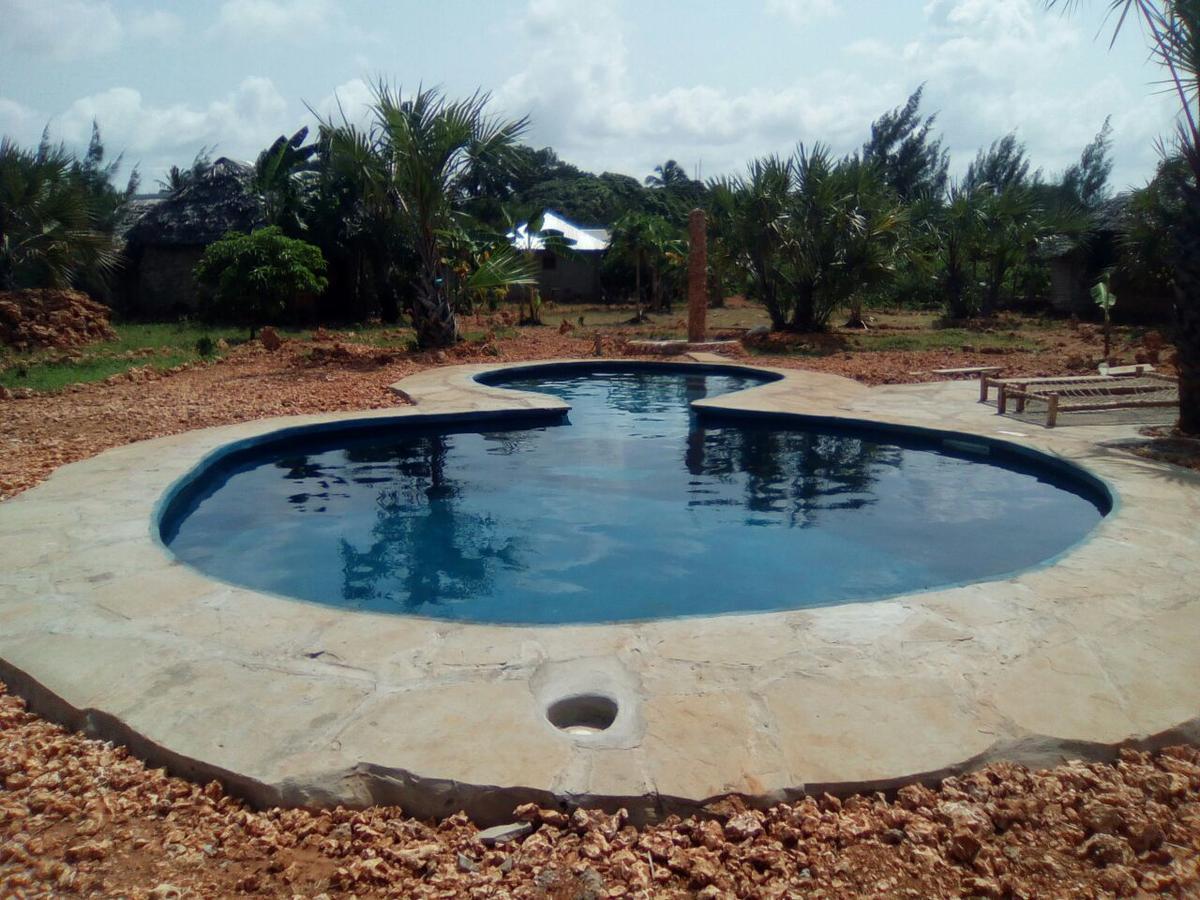 Bahati Diani House Glamping Playa de Diani Exterior foto