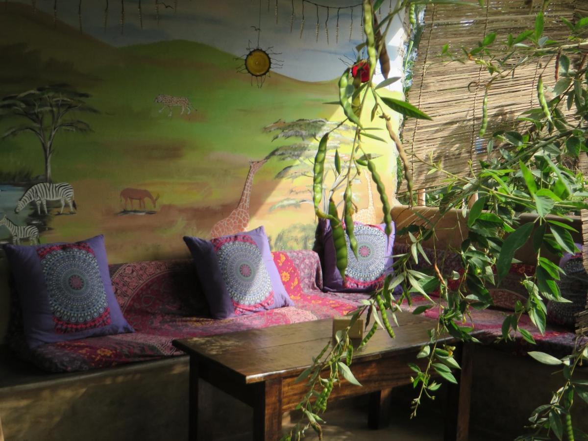Bahati Diani House Glamping Playa de Diani Exterior foto